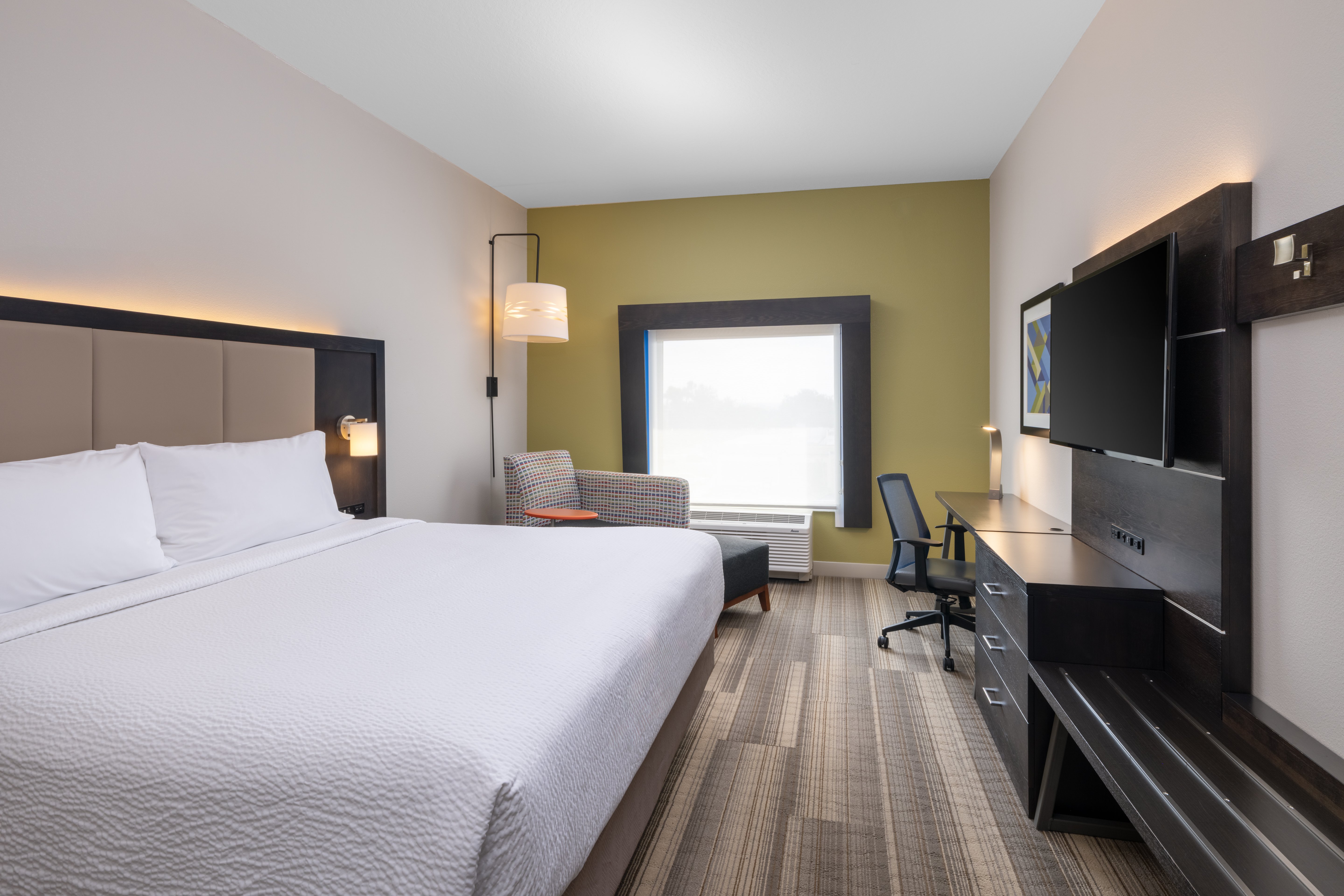 holiday inn express and suites lakeland south by ihg