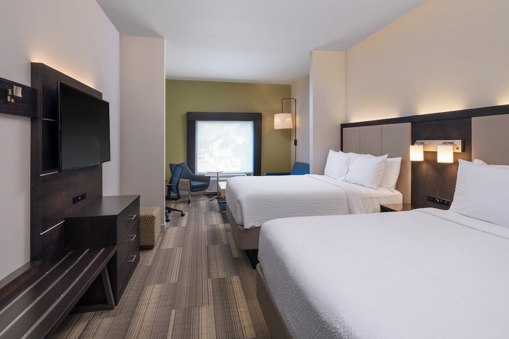 holiday inn express and suites lakeland south by ihg