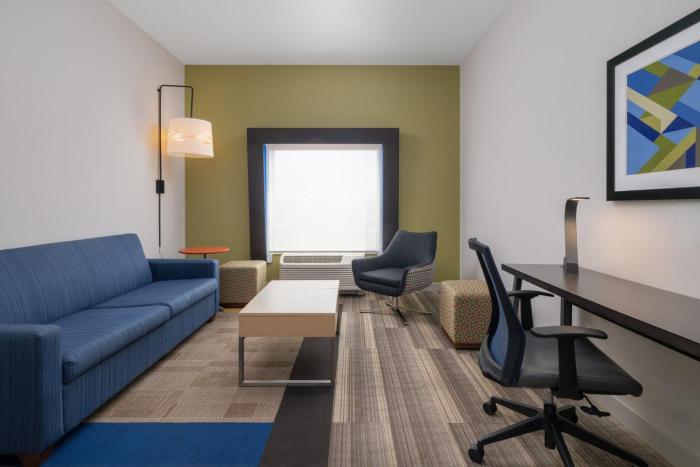holiday inn express and suites lakeland south by ihg