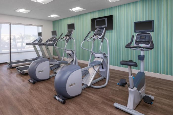 holiday inn express and suites lakeland south by ihg
