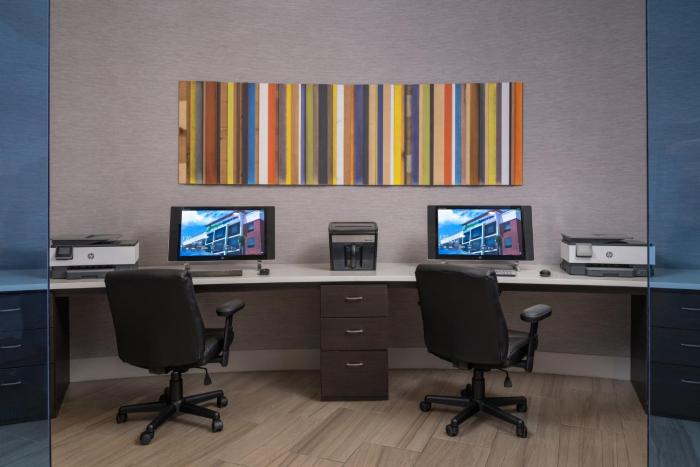 holiday inn express and suites lakeland south by ihg