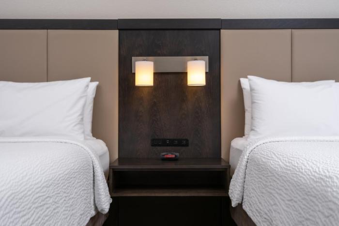 holiday inn express and suites lakeland south by ihg
