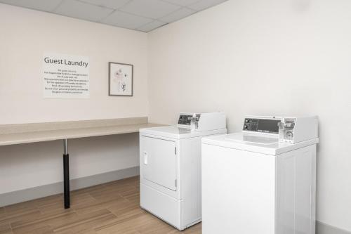 holiday inn express and suites lakeland south by ihg