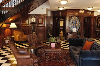 The Boulder Broker,Boulder County>>Boulder,4 star