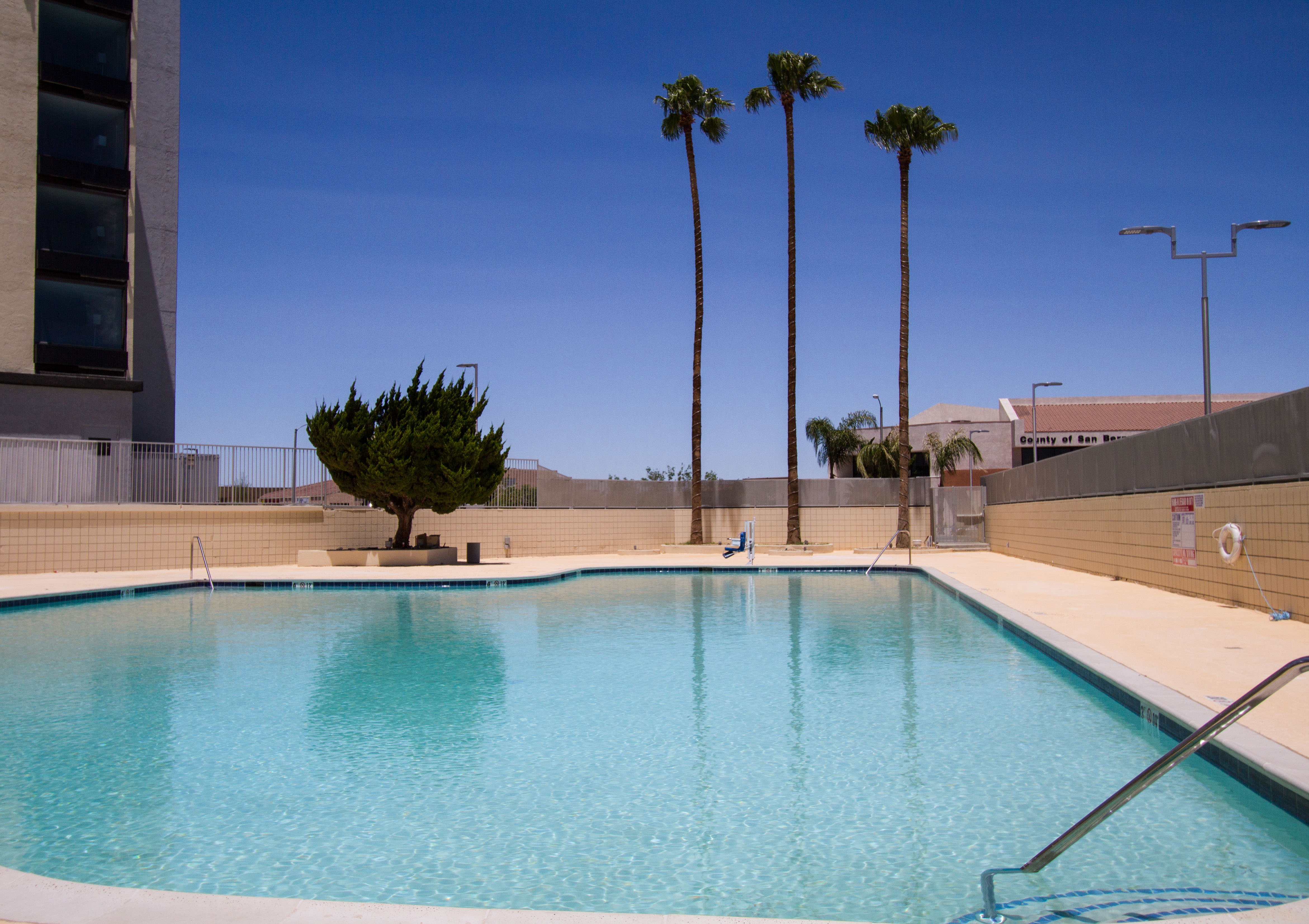 holiday inn victorville by ihg