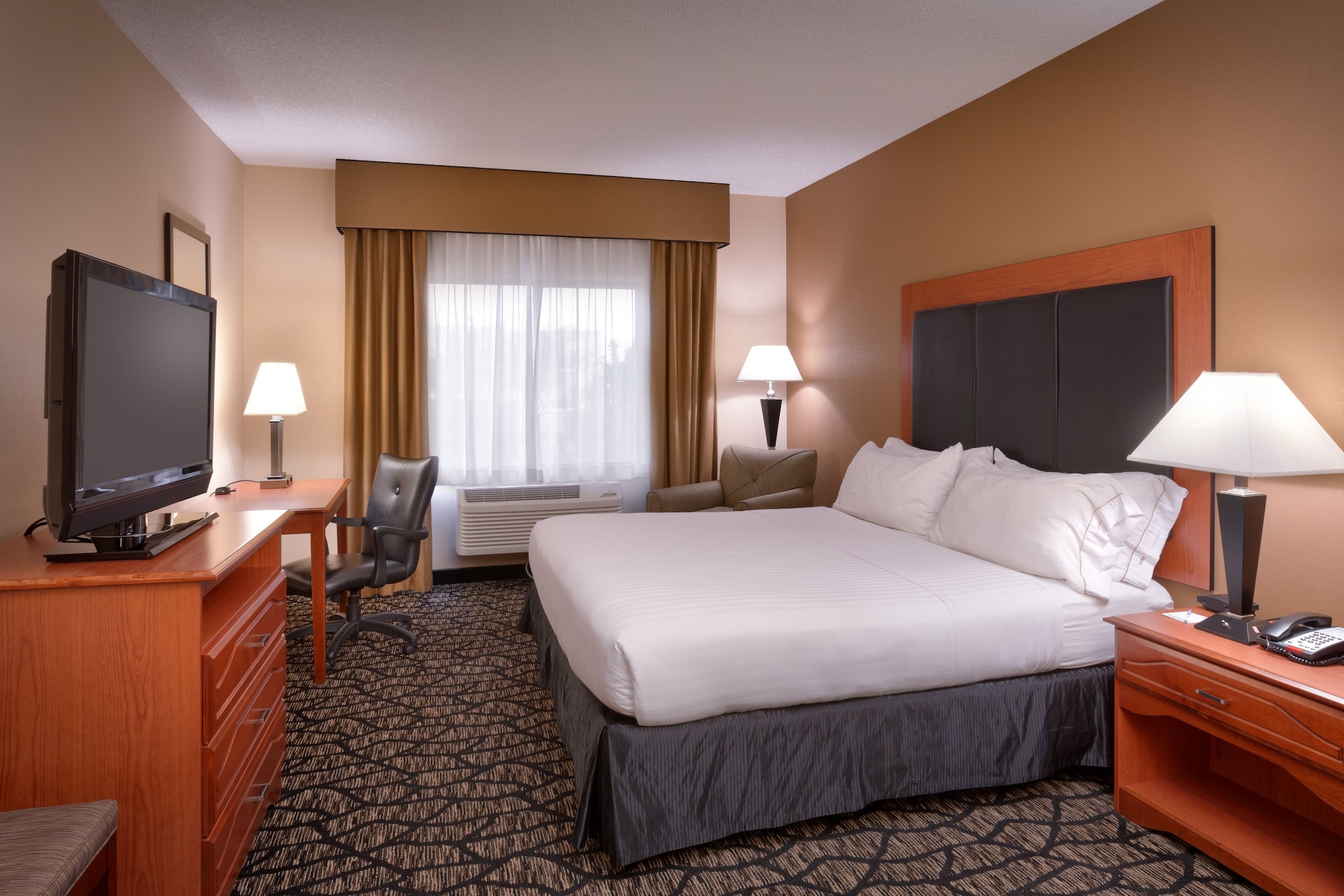 holiday inn express and suites grand junction by ihg