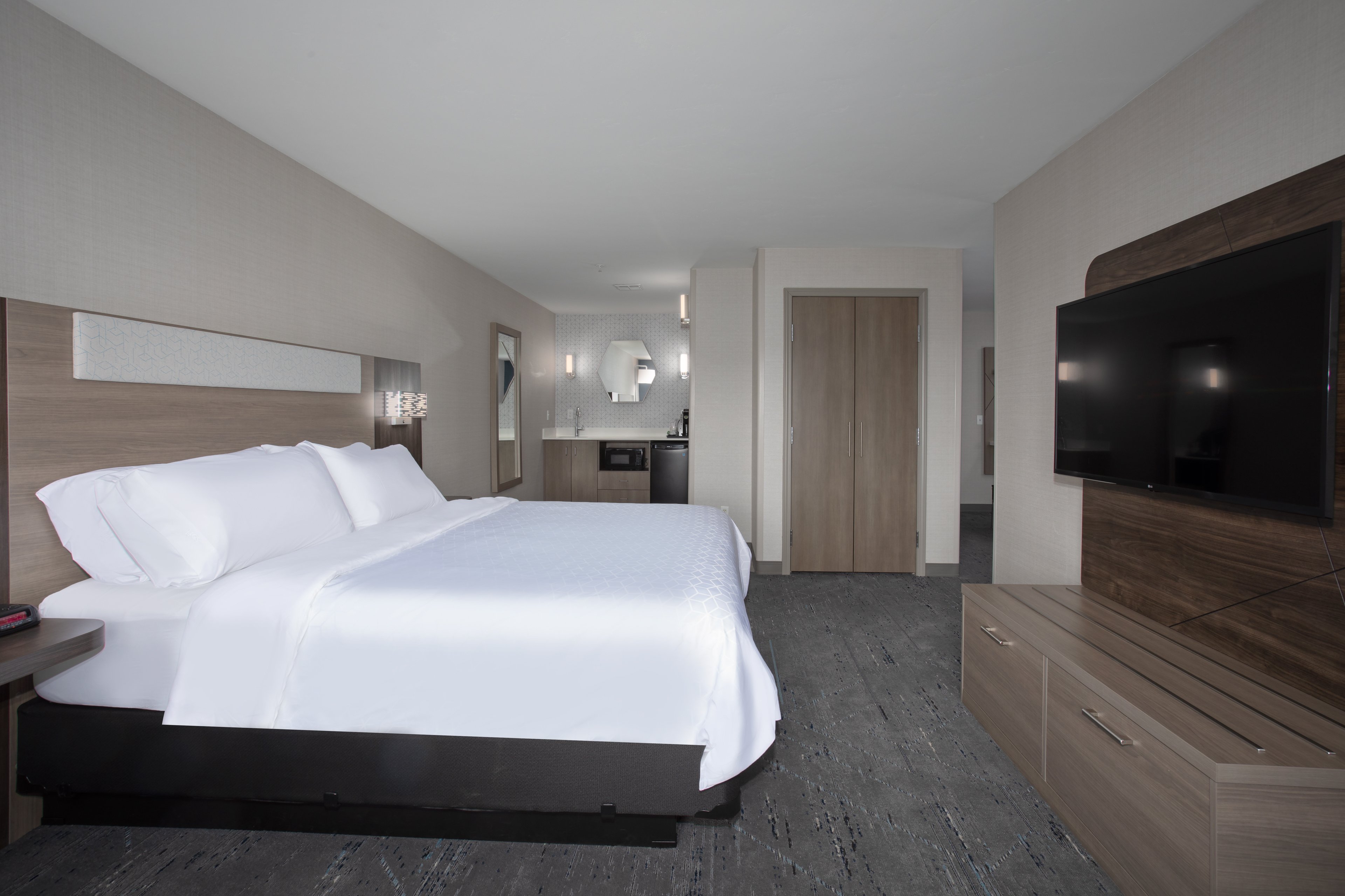 holiday inn express and suites grand junction by ihg