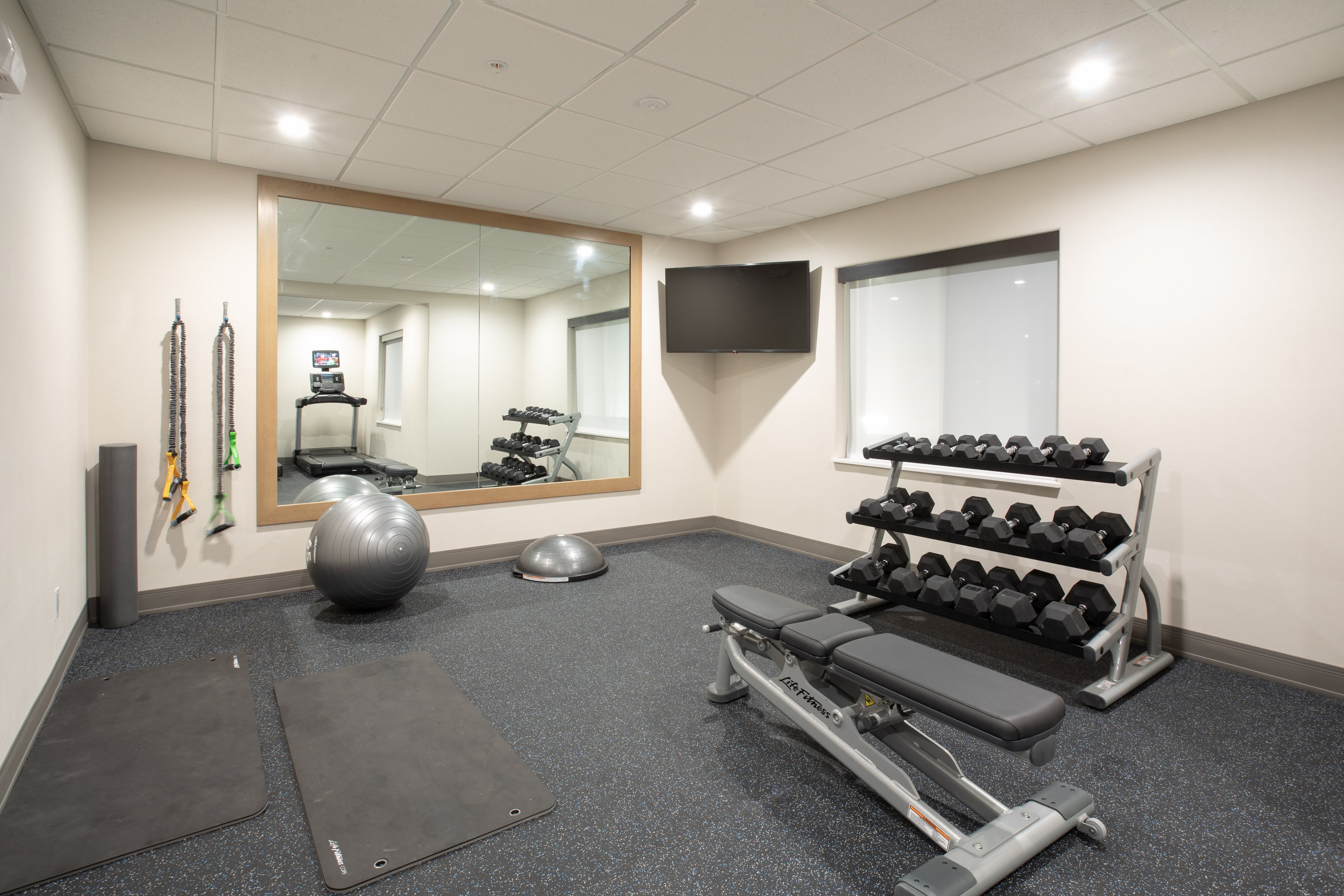 holiday inn express and suites grand junction by ihg