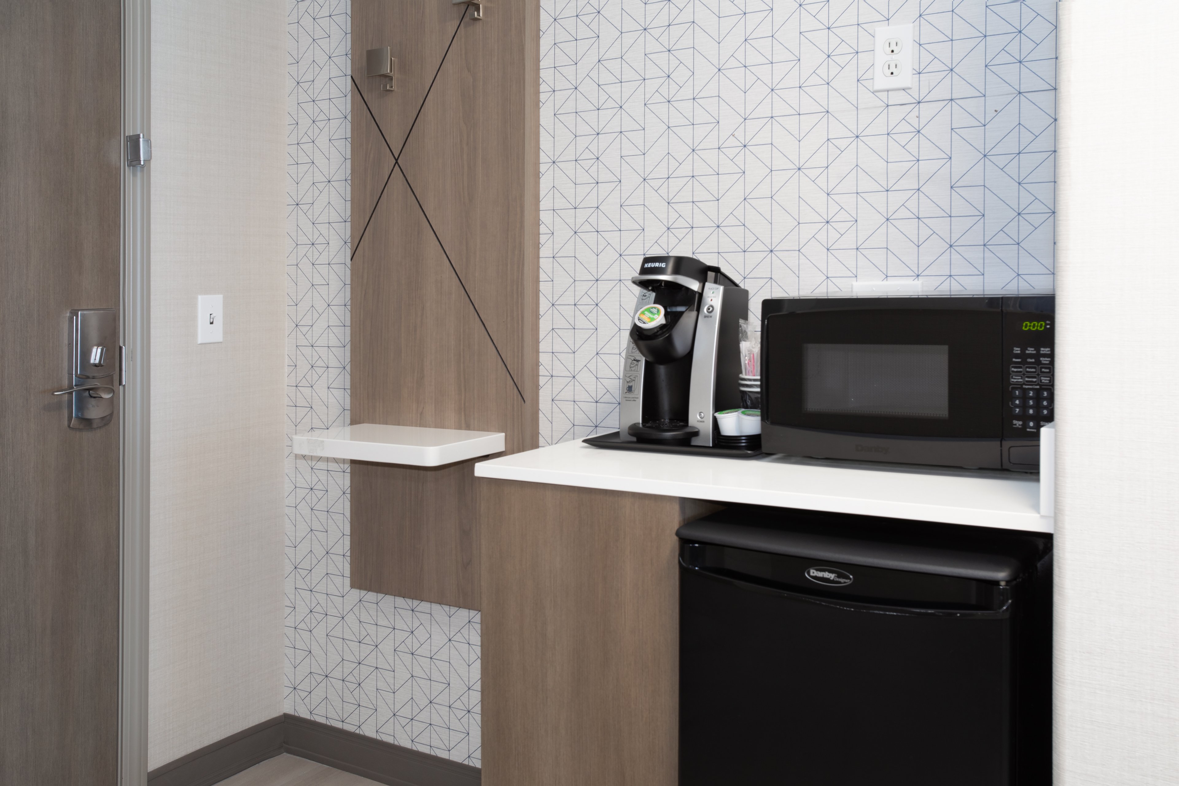 holiday inn express and suites grand junction by ihg