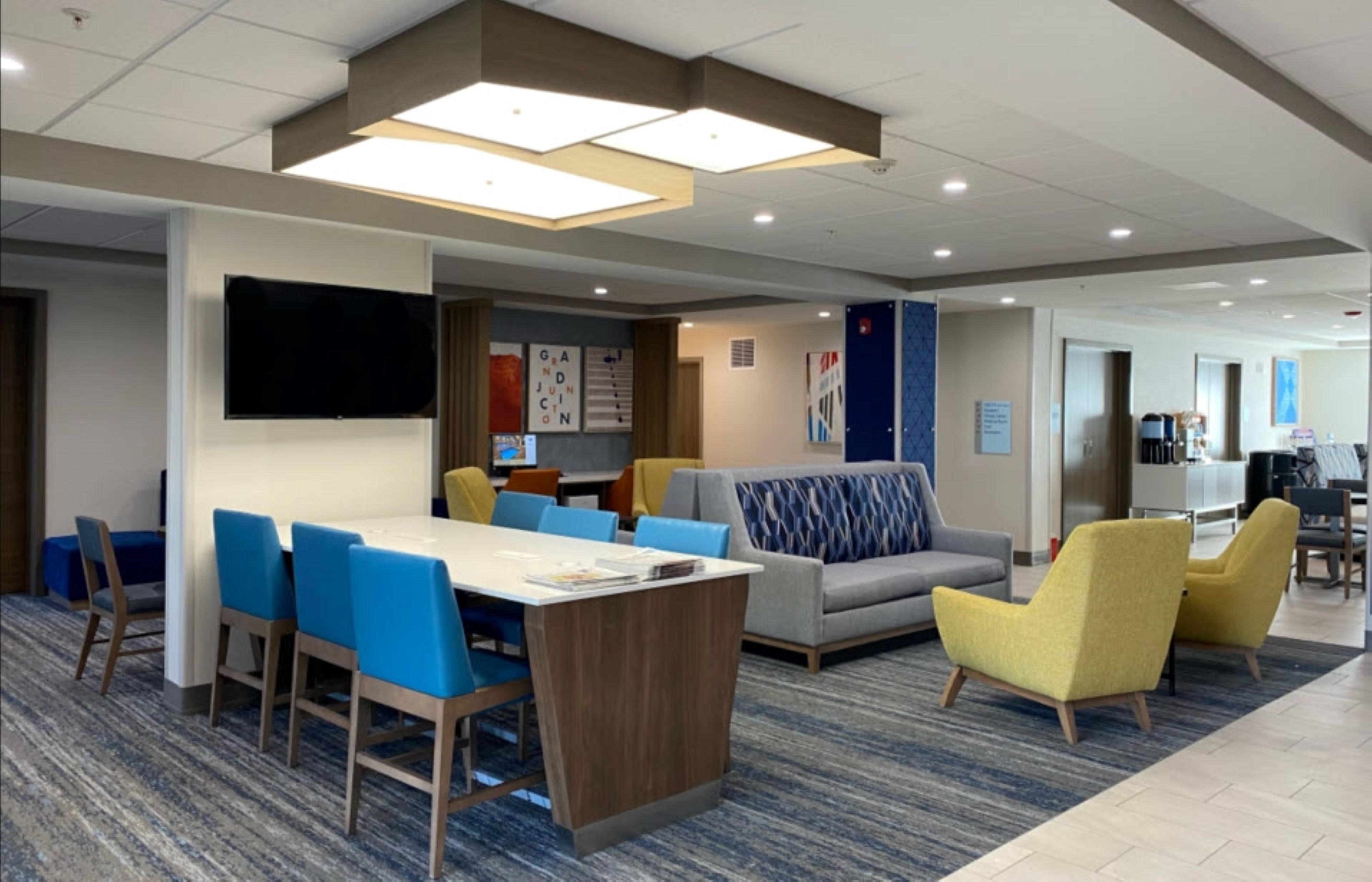 holiday inn express and suites grand junction by ihg