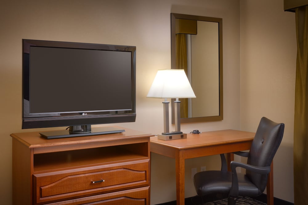 holiday inn express and suites grand junction by ihg