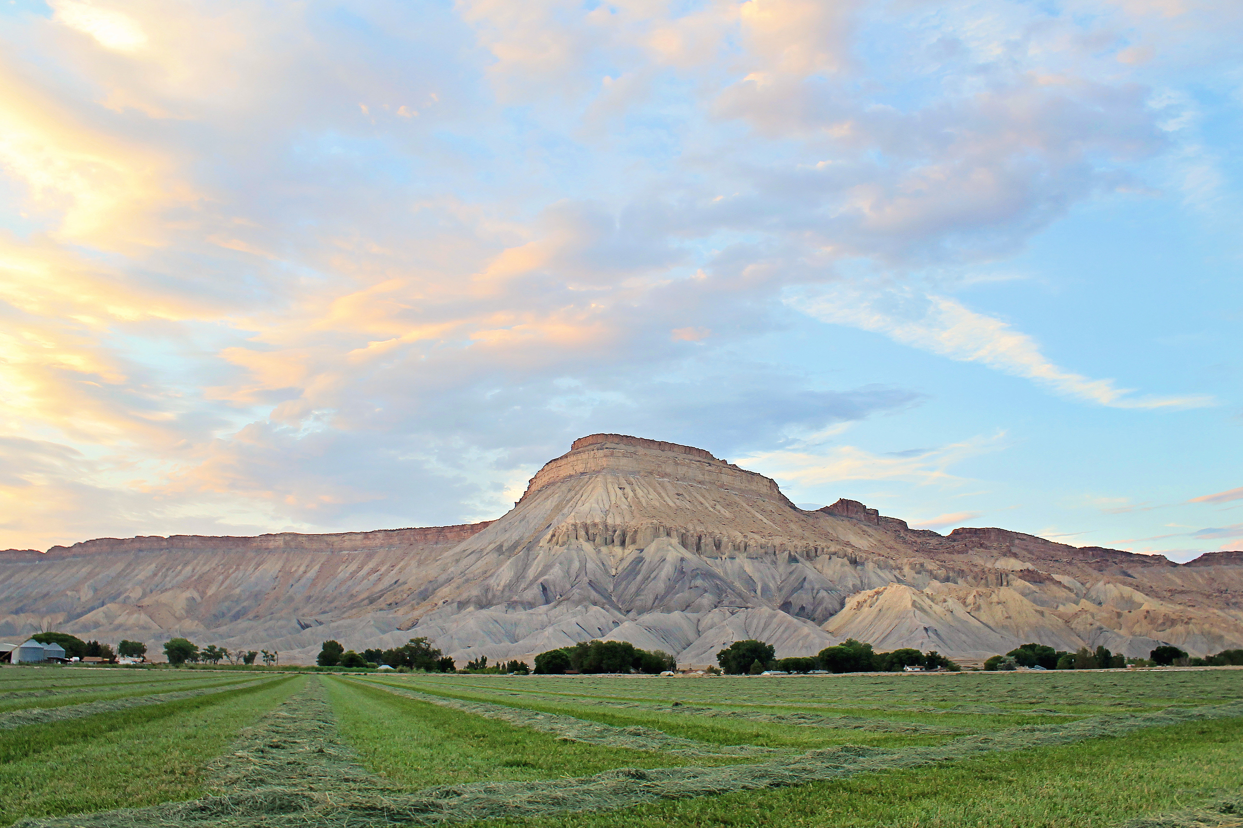 holiday inn express and suites grand junction by ihg