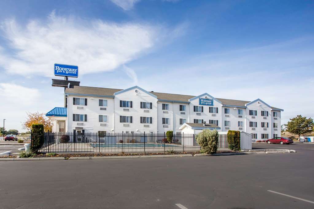 rodeway inn and suites nampa