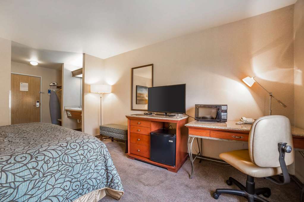 rodeway inn and suites nampa