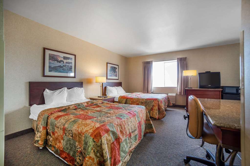 rodeway inn and suites nampa