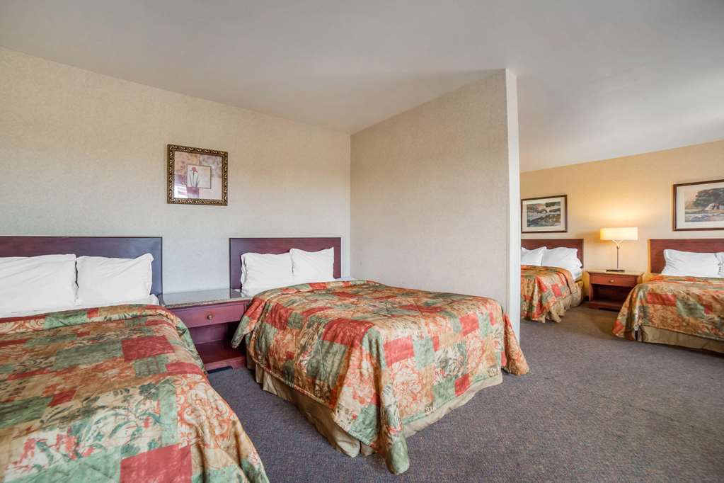 rodeway inn and suites nampa