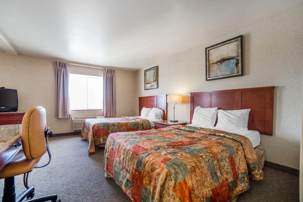 rodeway inn and suites nampa