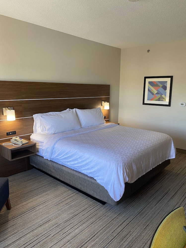 holiday inn express hotel and suites of opelika auburn by ihg
