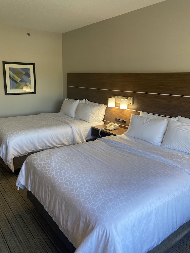 holiday inn express hotel and suites of opelika auburn by ihg