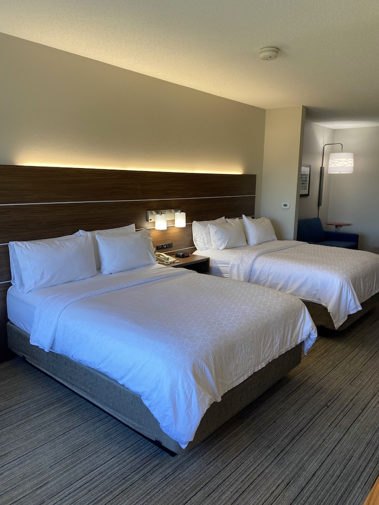 holiday inn express hotel and suites of opelika auburn by ihg