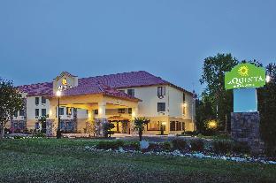 la quinta inn and suites by wyndham lagrange i 85
