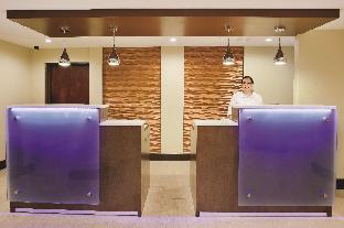la quinta inn and suites by wyndham lagrange i 85