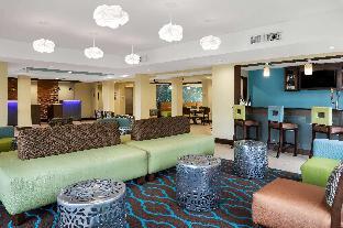la quinta inn and suites by wyndham lagrange i 85