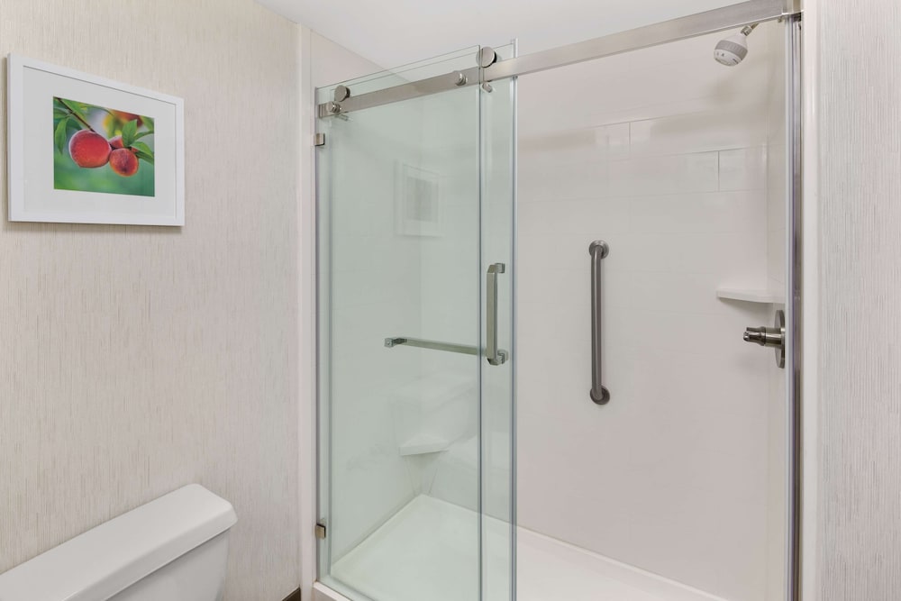hampton inn lagrange near callaway gardens