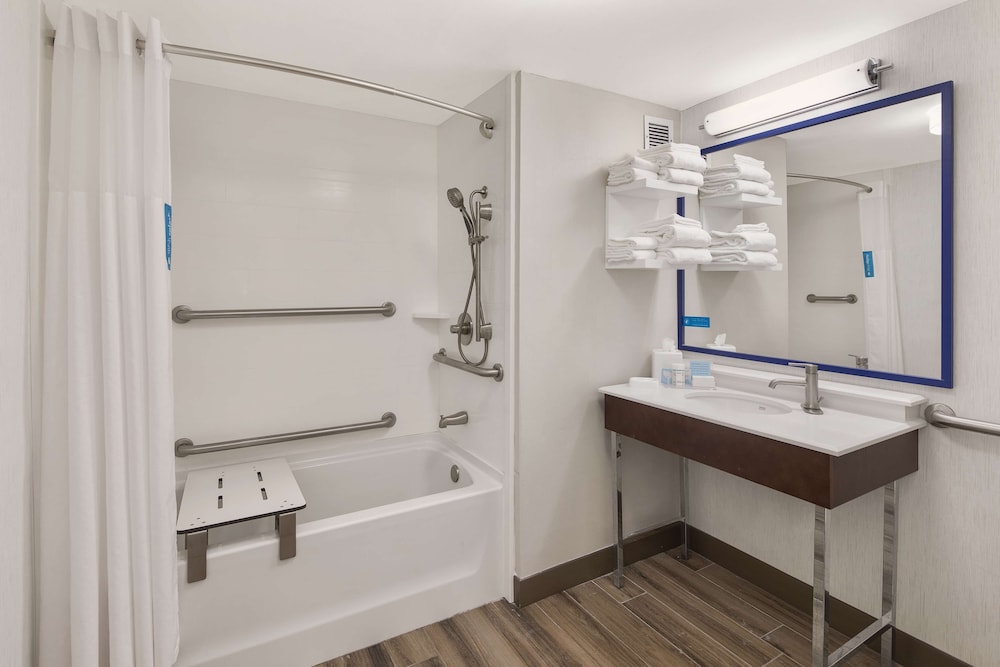 hampton inn lagrange near callaway gardens
