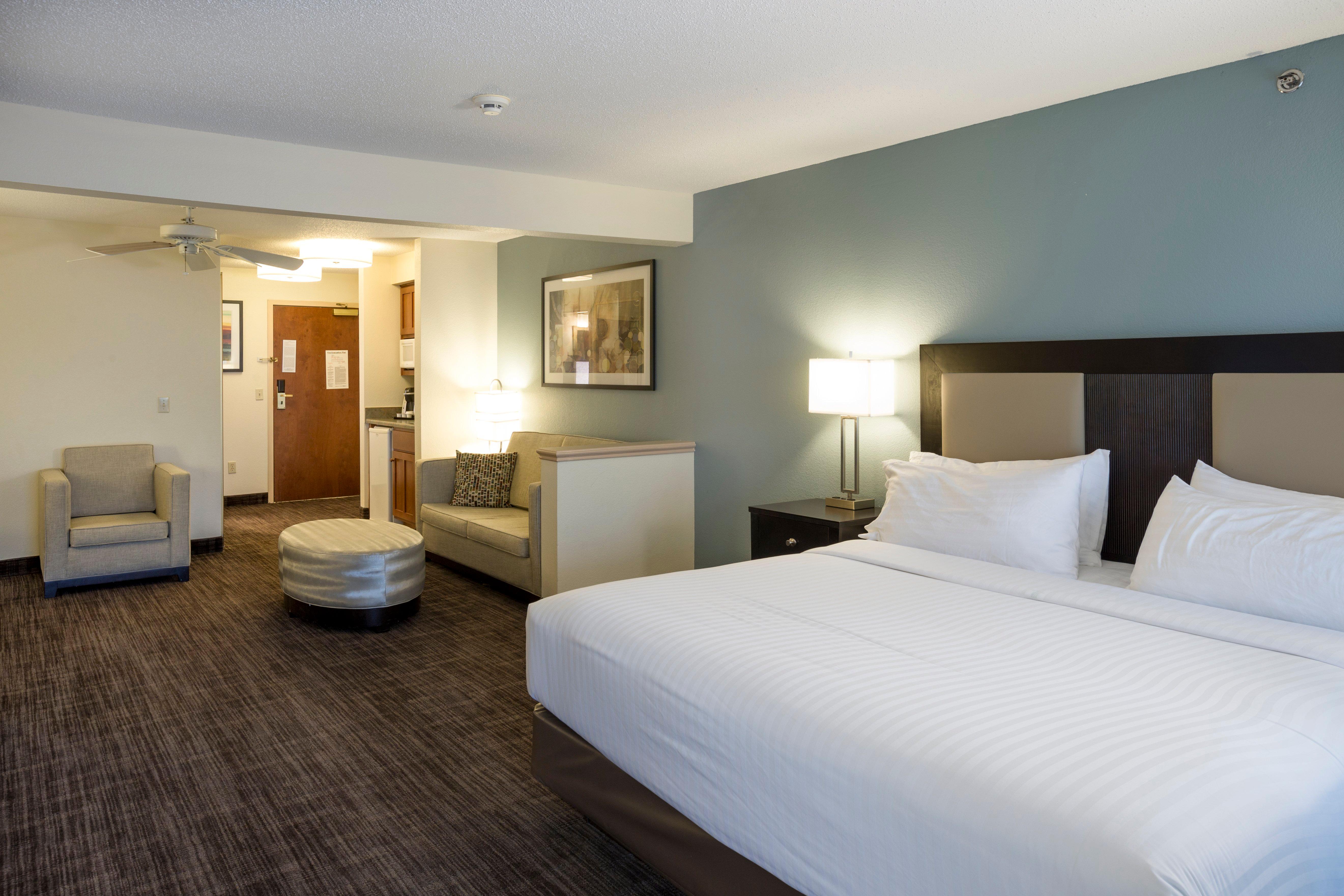 holiday inn express and suites st joseph by ihg