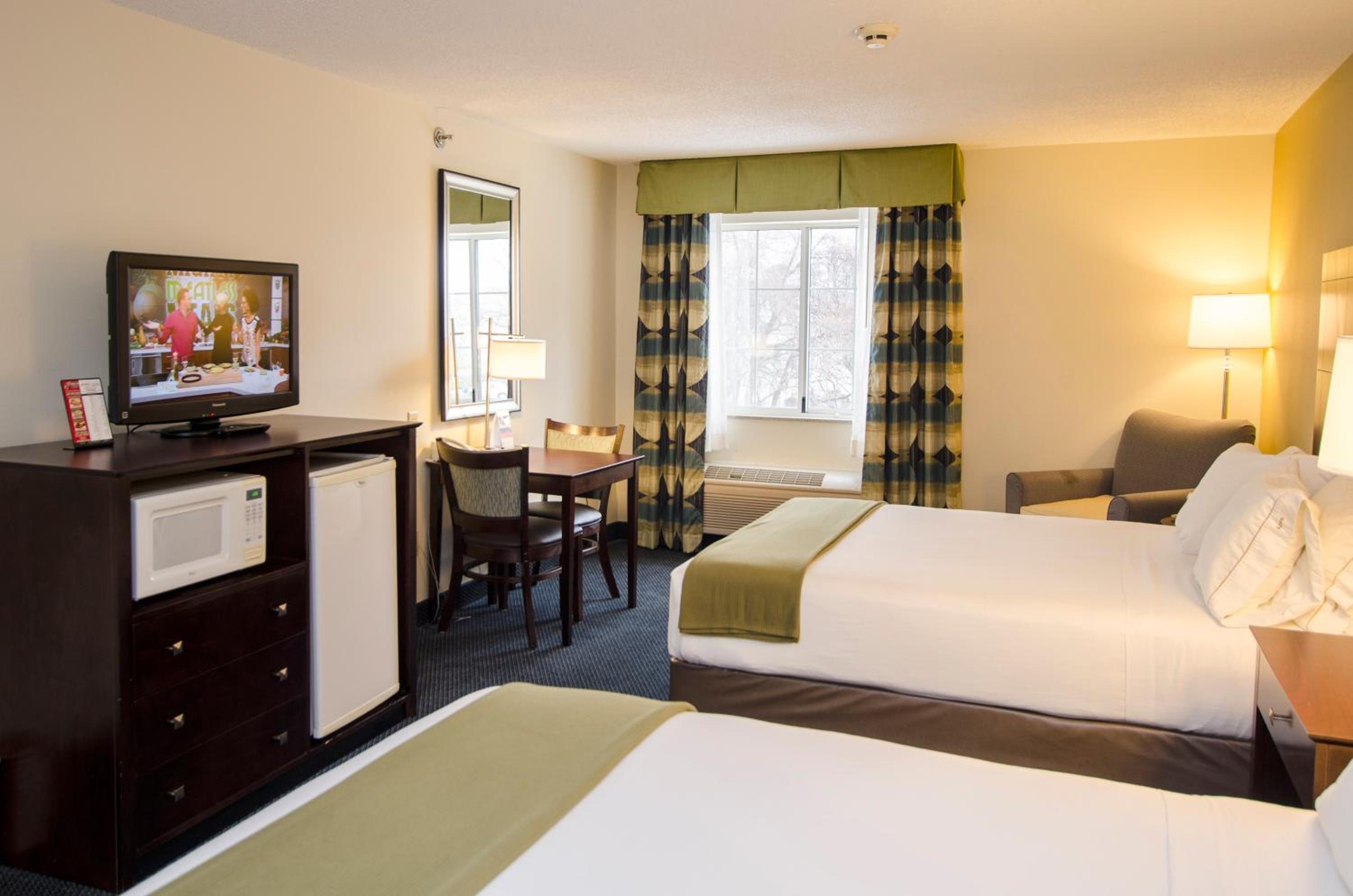 holiday inn express and suites st joseph by ihg