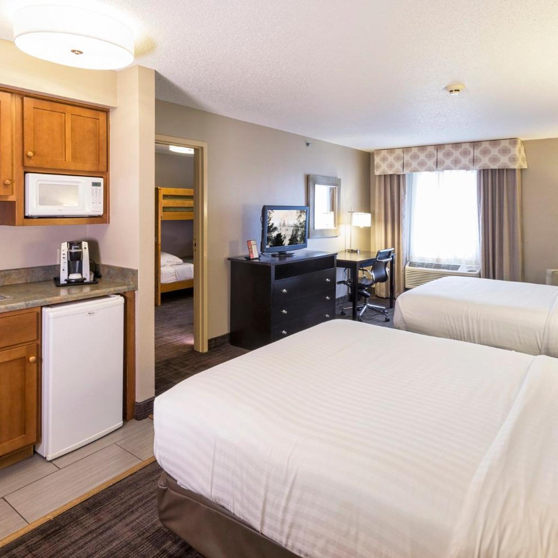 holiday inn express and suites st joseph by ihg