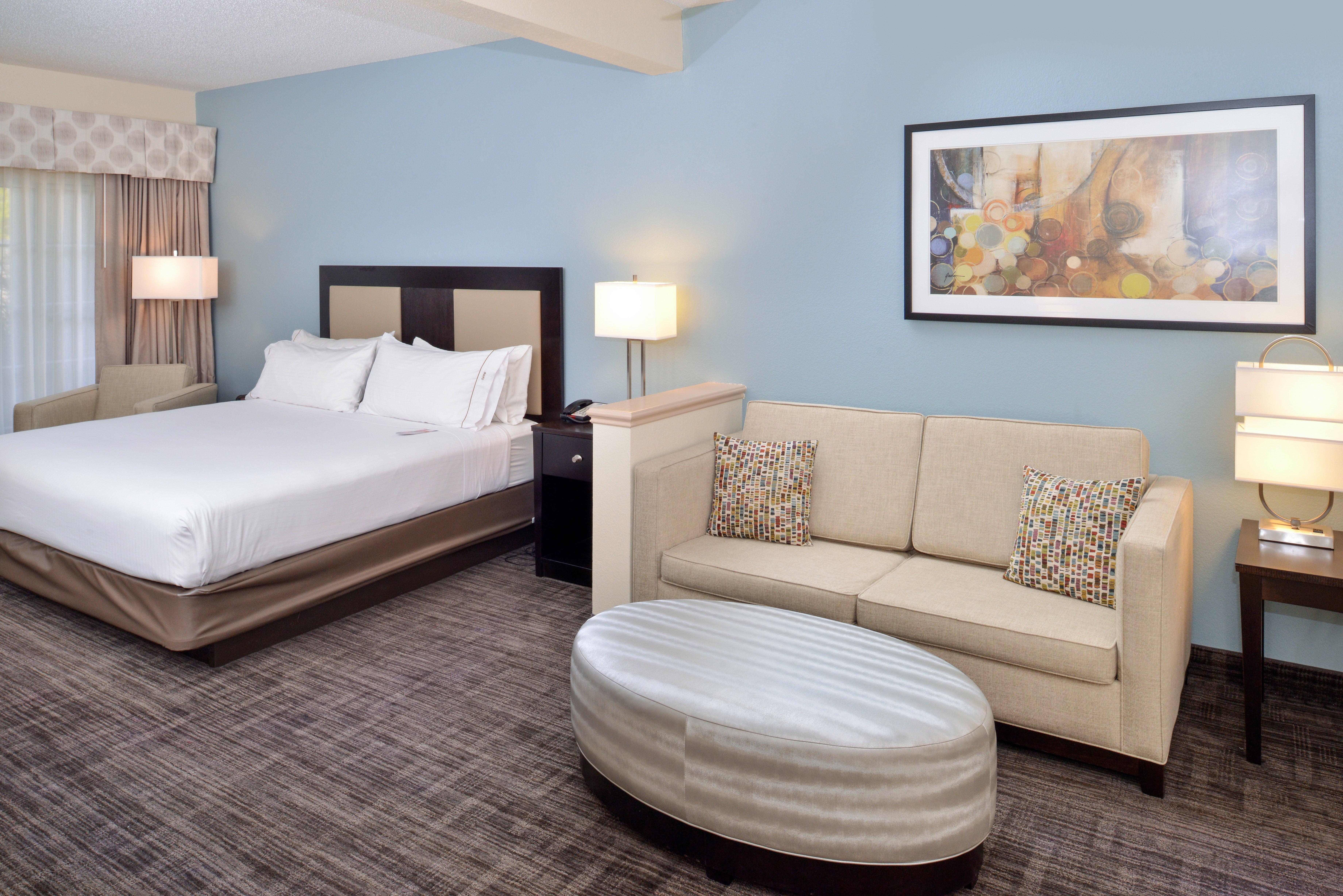 holiday inn express and suites st joseph by ihg