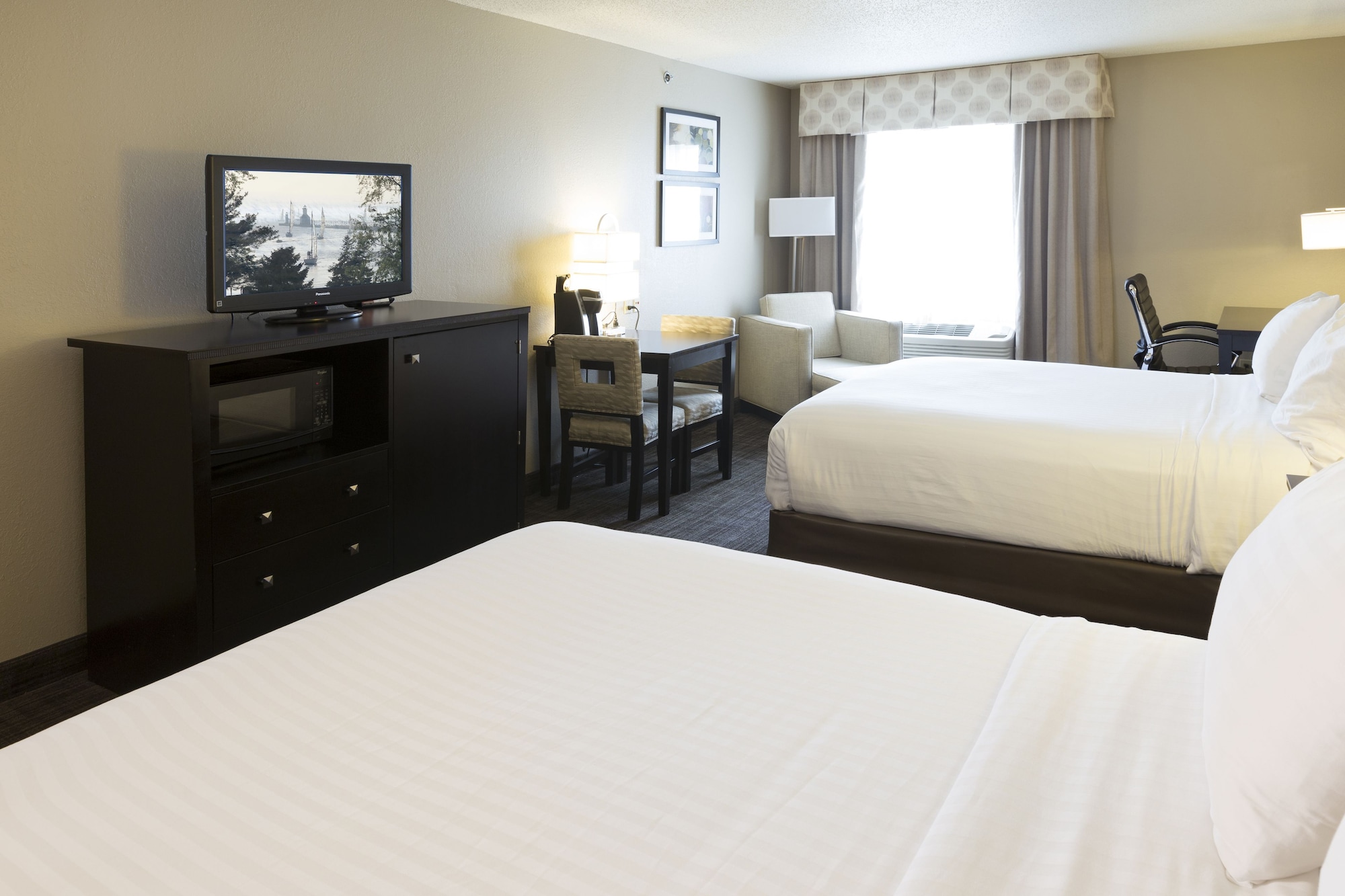 holiday inn express and suites st joseph by ihg