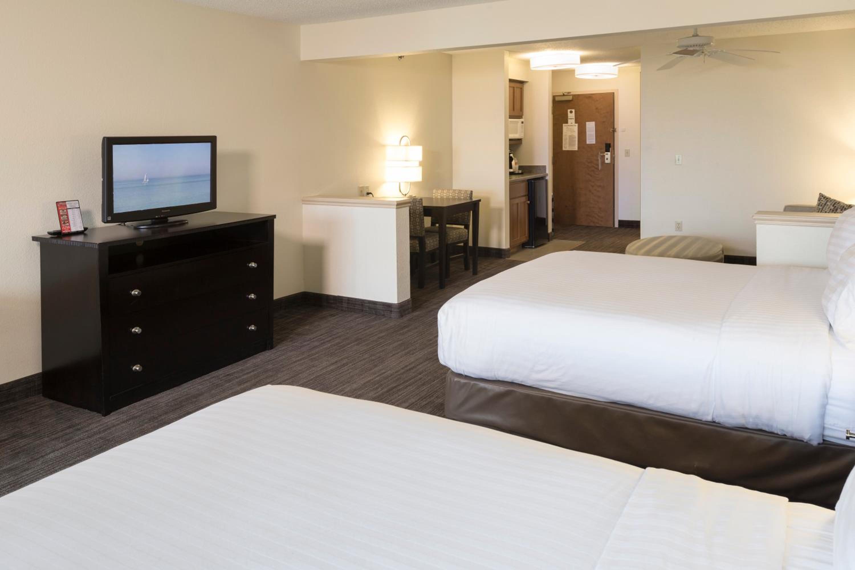 holiday inn express and suites st joseph by ihg