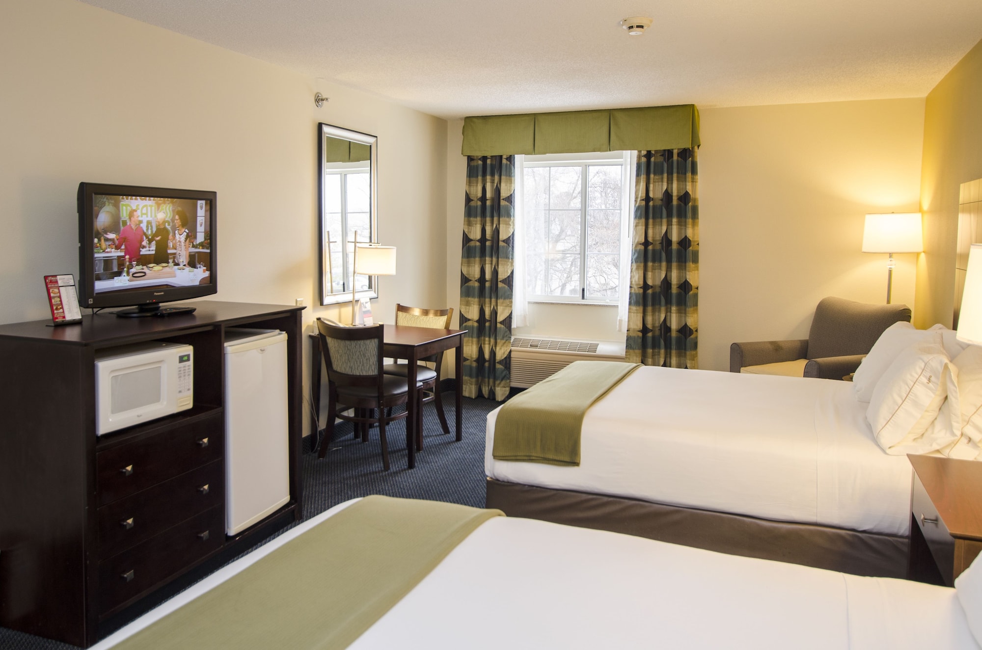 holiday inn express and suites st joseph by ihg