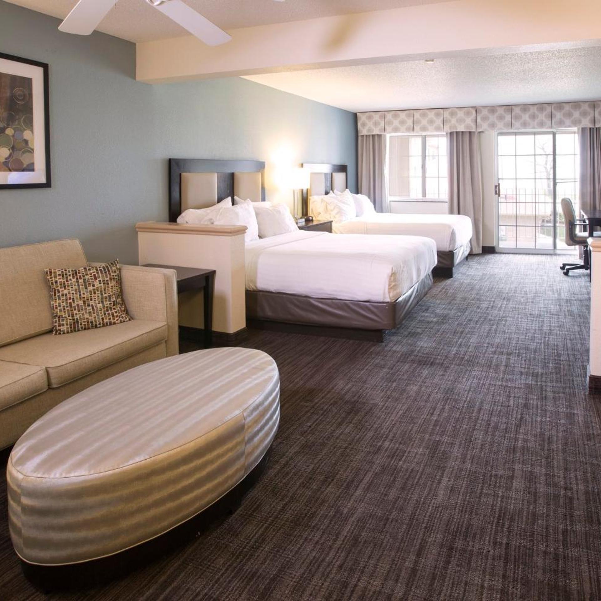 holiday inn express and suites st joseph by ihg