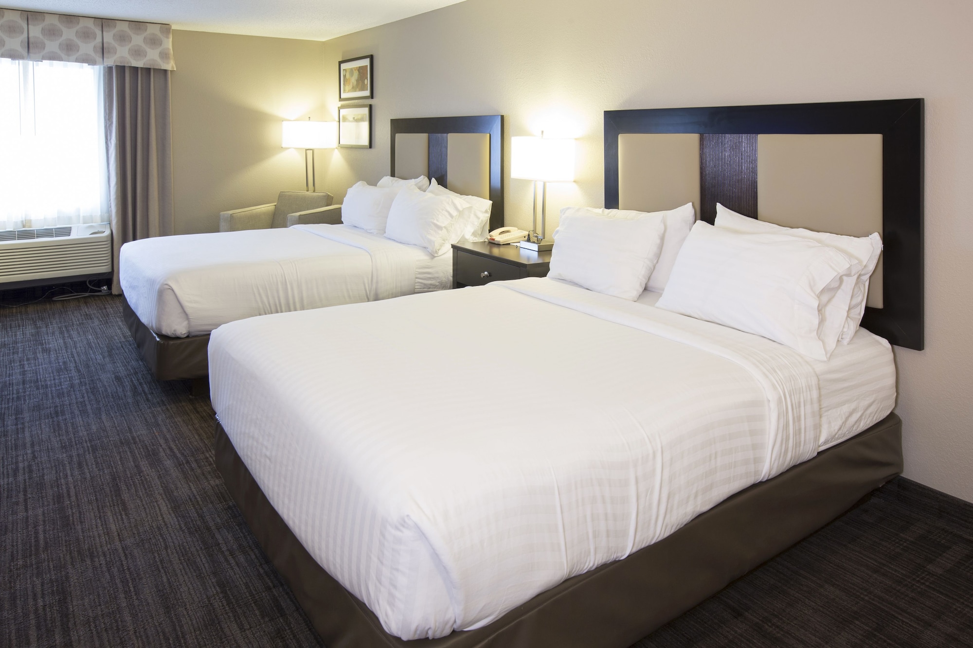 holiday inn express and suites st joseph by ihg