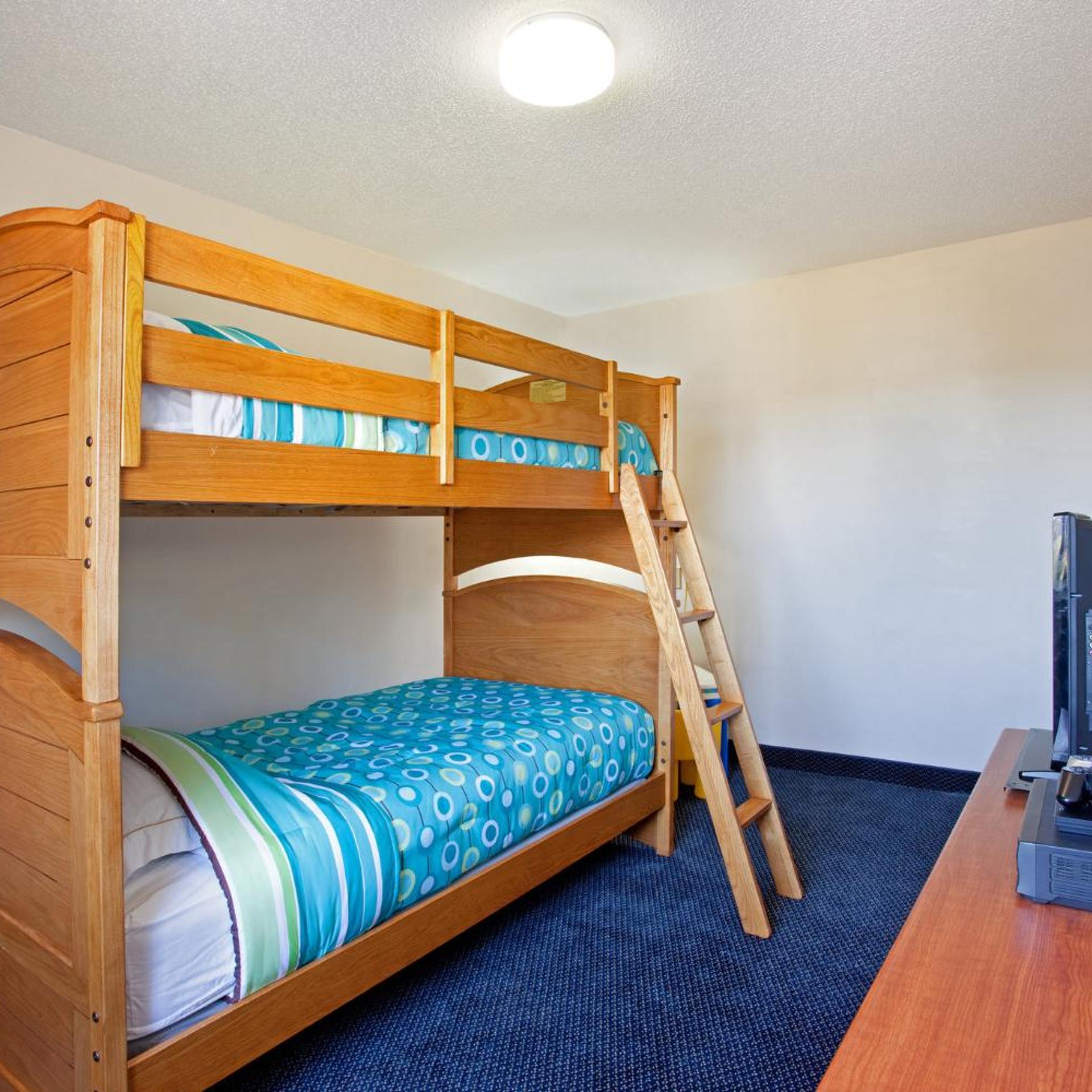 holiday inn express and suites st joseph by ihg