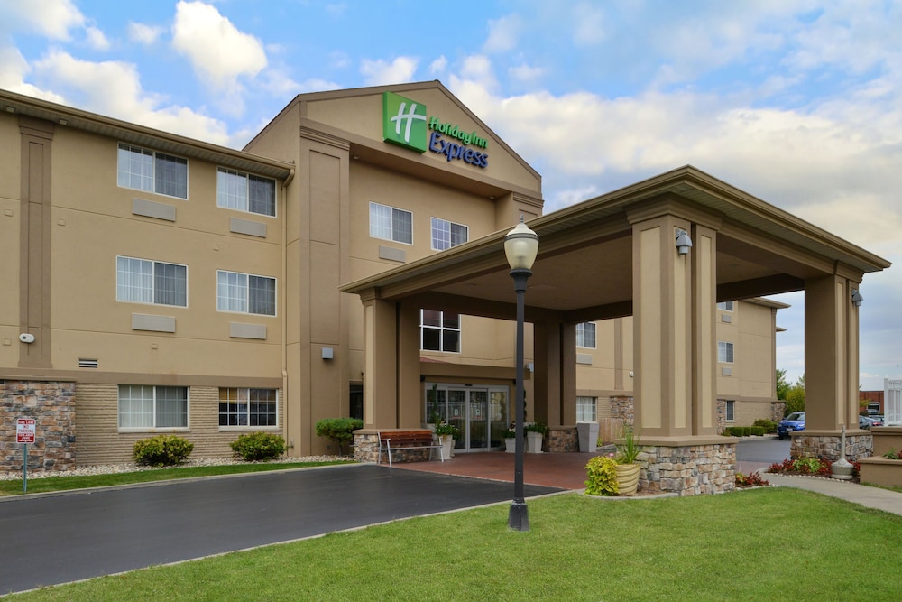 holiday inn express and suites st joseph by ihg