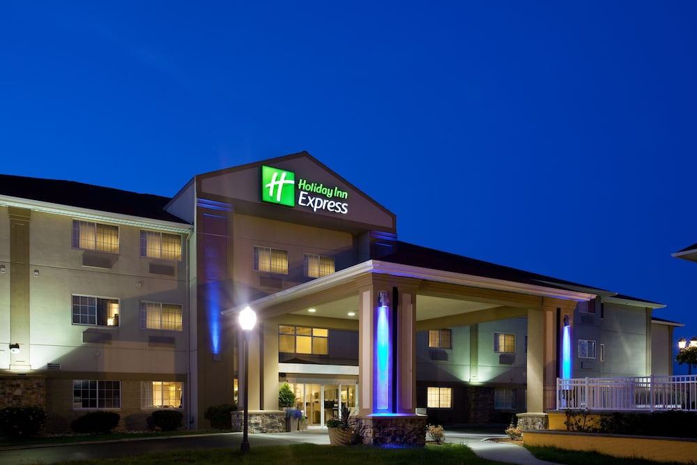 holiday inn express and suites st joseph by ihg