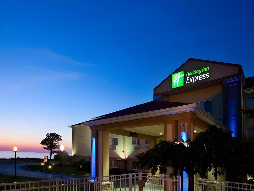 holiday inn express and suites st joseph by ihg