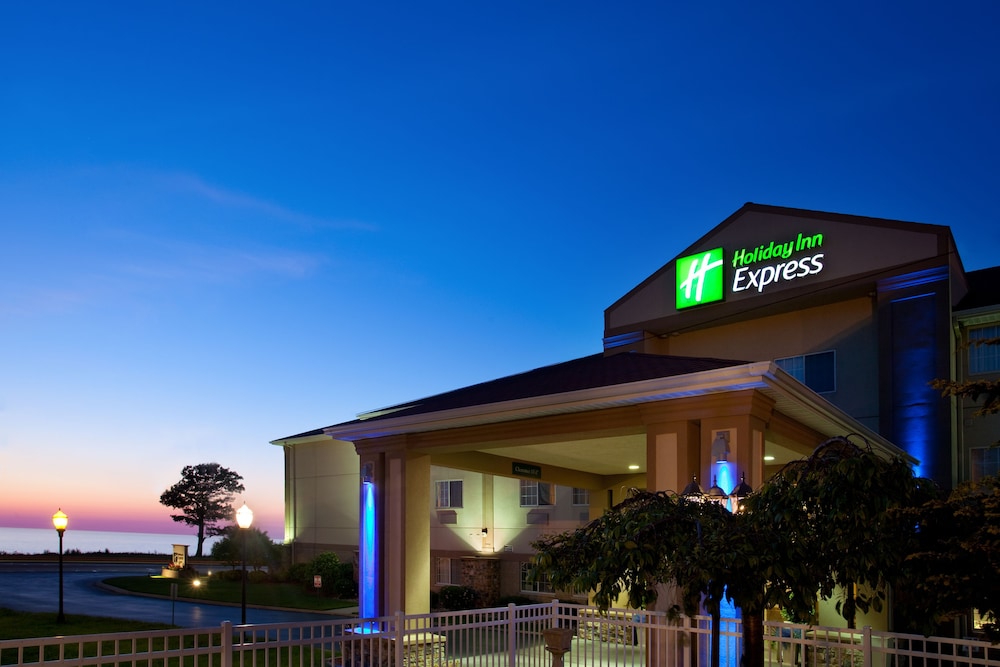 holiday inn express and suites st joseph by ihg