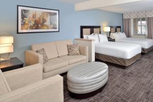 holiday inn express and suites st joseph by ihg