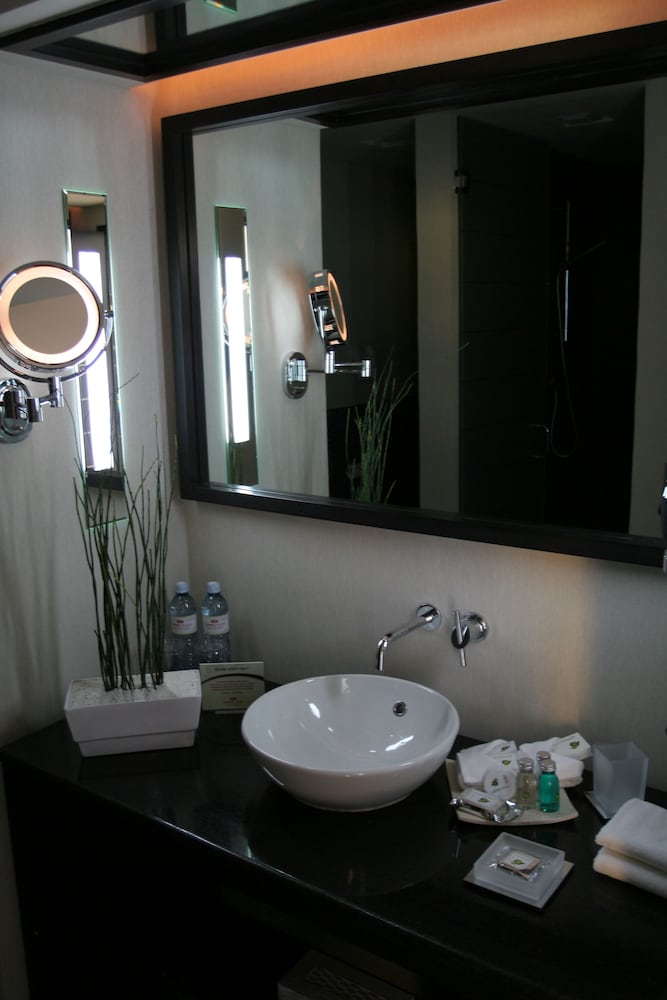 crowne plaza toluca lancaster by ihg