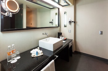 Crowne Plaza Toluca Lancaster By Ihg,Toluca>>Metepec,4 star
