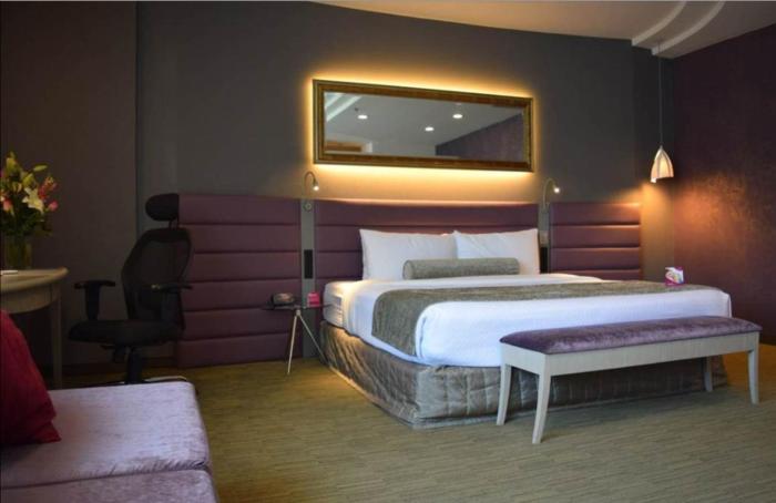crowne plaza toluca lancaster by ihg