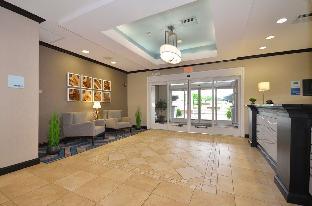 holiday inn express and suites farmington by ihg