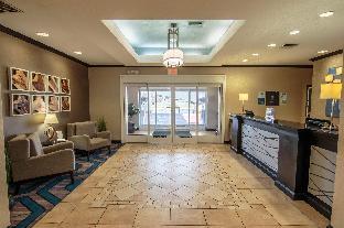 holiday inn express and suites farmington by ihg