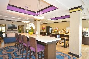 holiday inn express and suites farmington by ihg